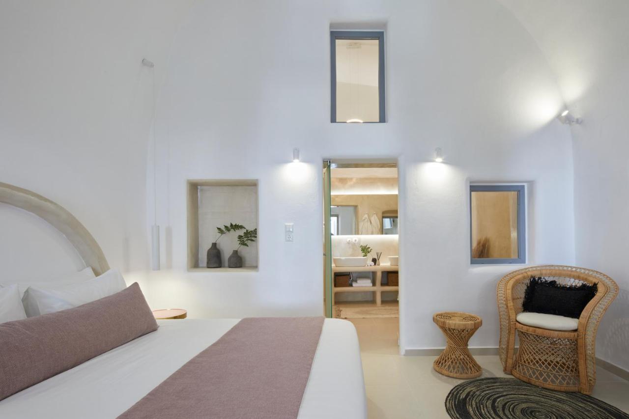 You & Me Suites Firá Buitenkant foto