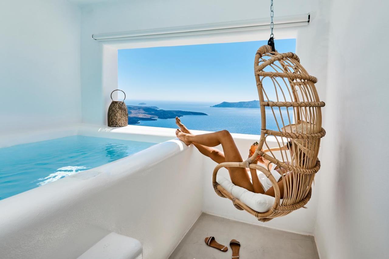 You & Me Suites Firá Buitenkant foto