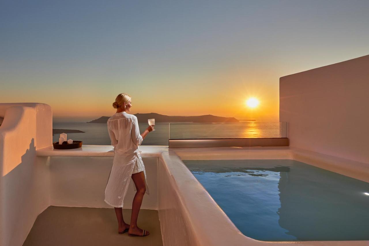 You & Me Suites Firá Buitenkant foto