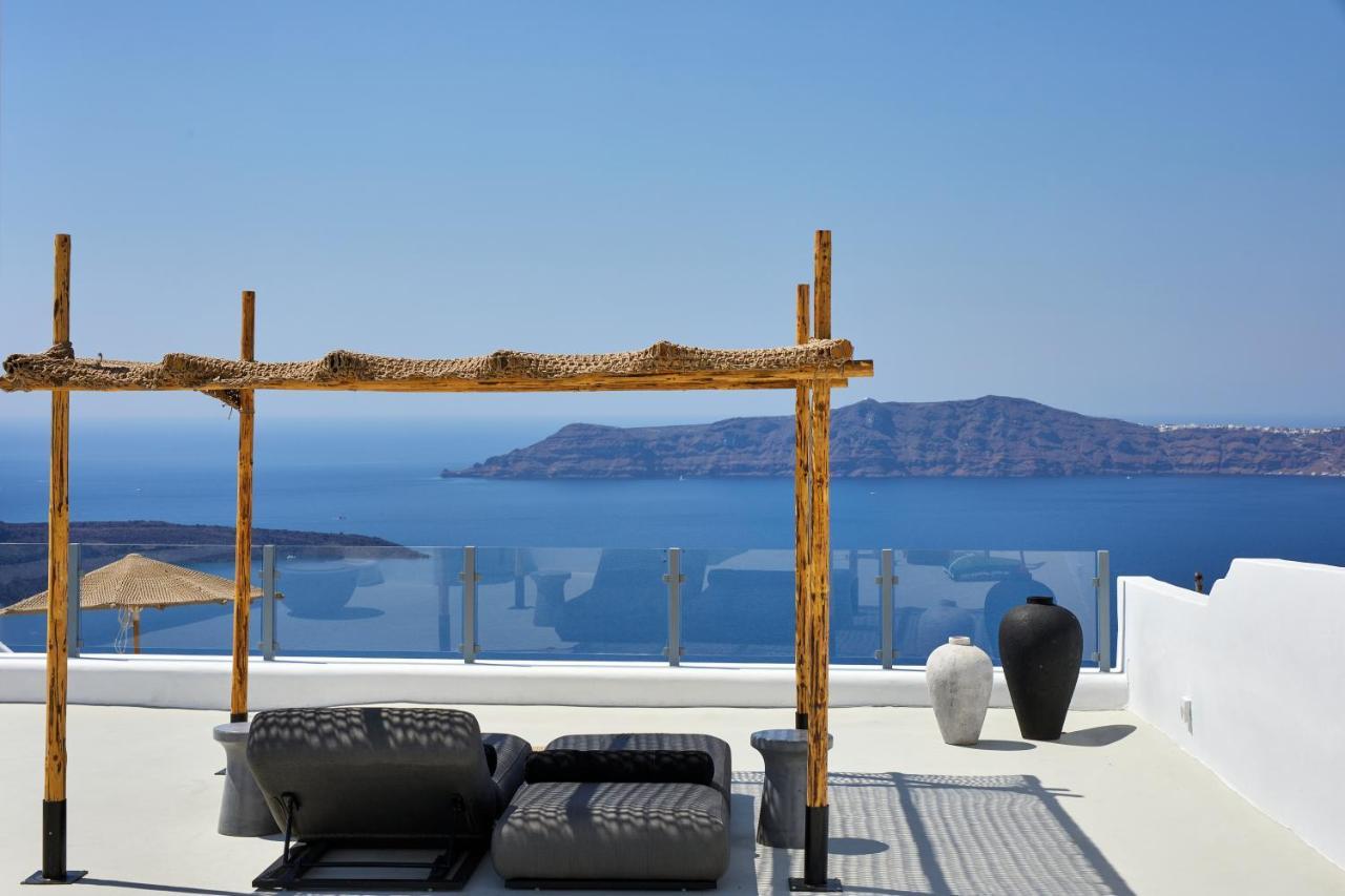 You & Me Suites Firá Buitenkant foto